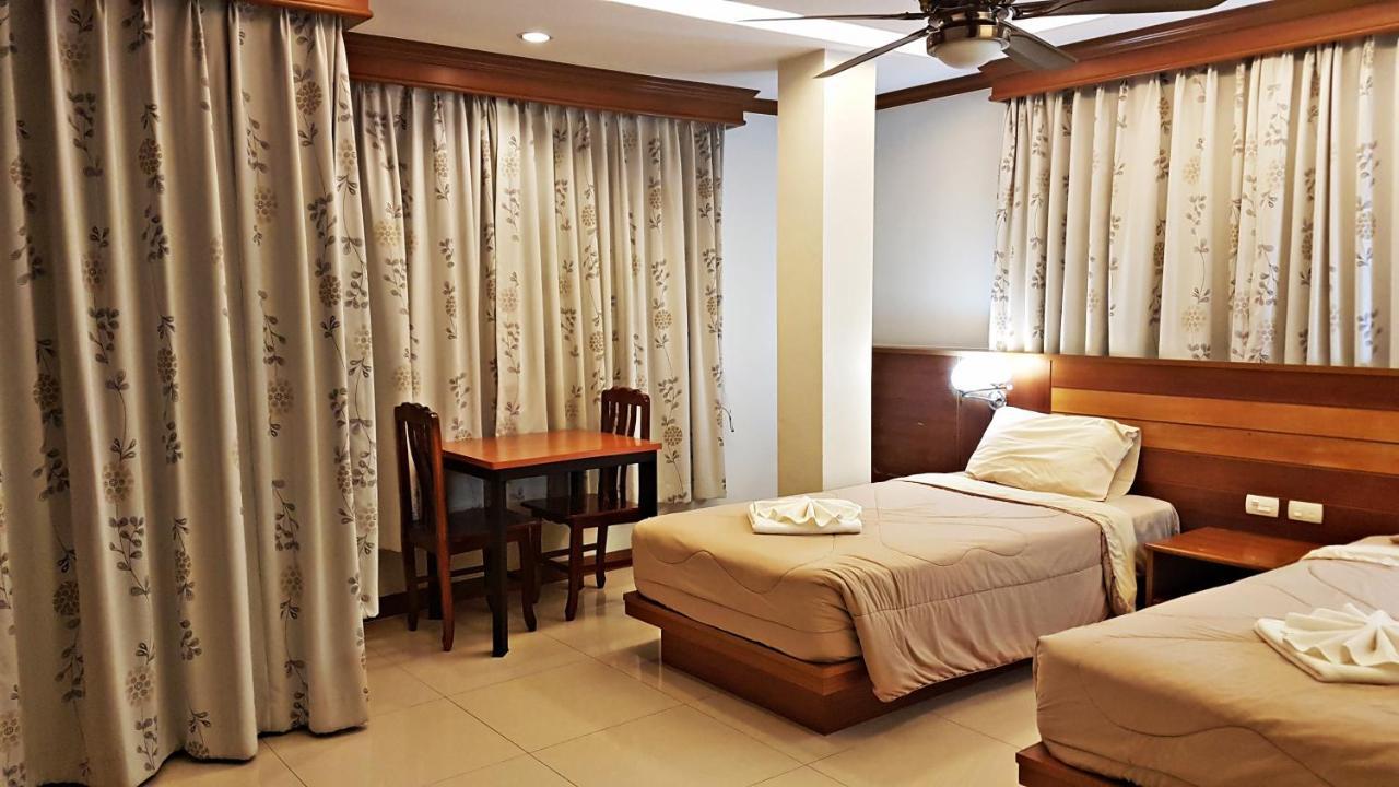Green Harbor Hotel & Service Apartment Patong Extérieur photo