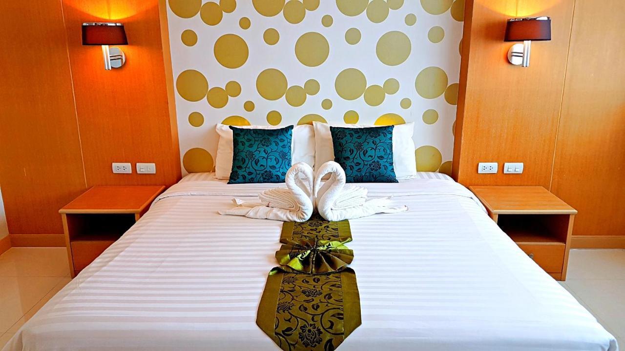 Green Harbor Hotel & Service Apartment Patong Extérieur photo