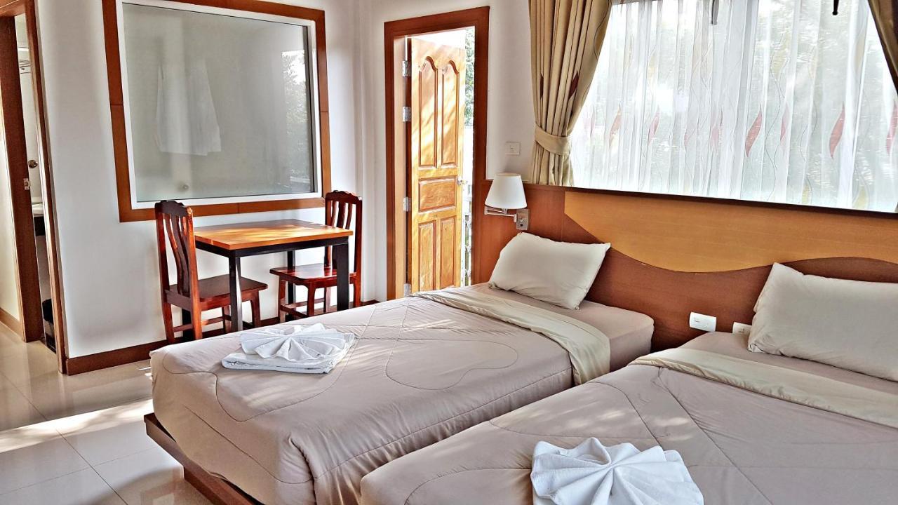 Green Harbor Hotel & Service Apartment Patong Extérieur photo