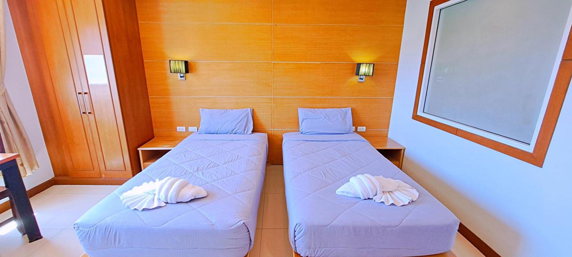 Green Harbor Hotel & Service Apartment Patong Extérieur photo